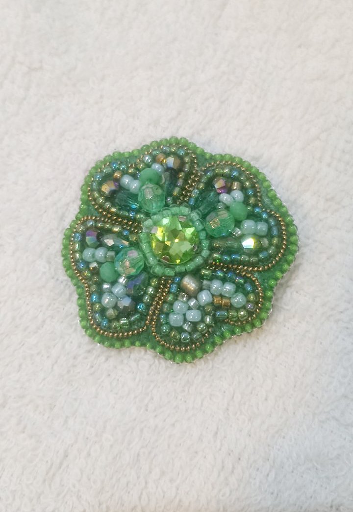 Broșă „Trifoi”