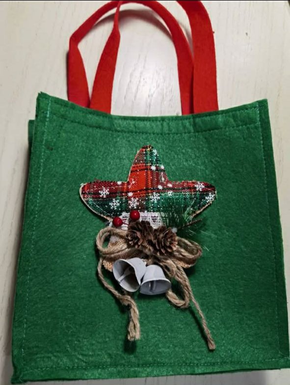 Geantă cu stea și clopoței